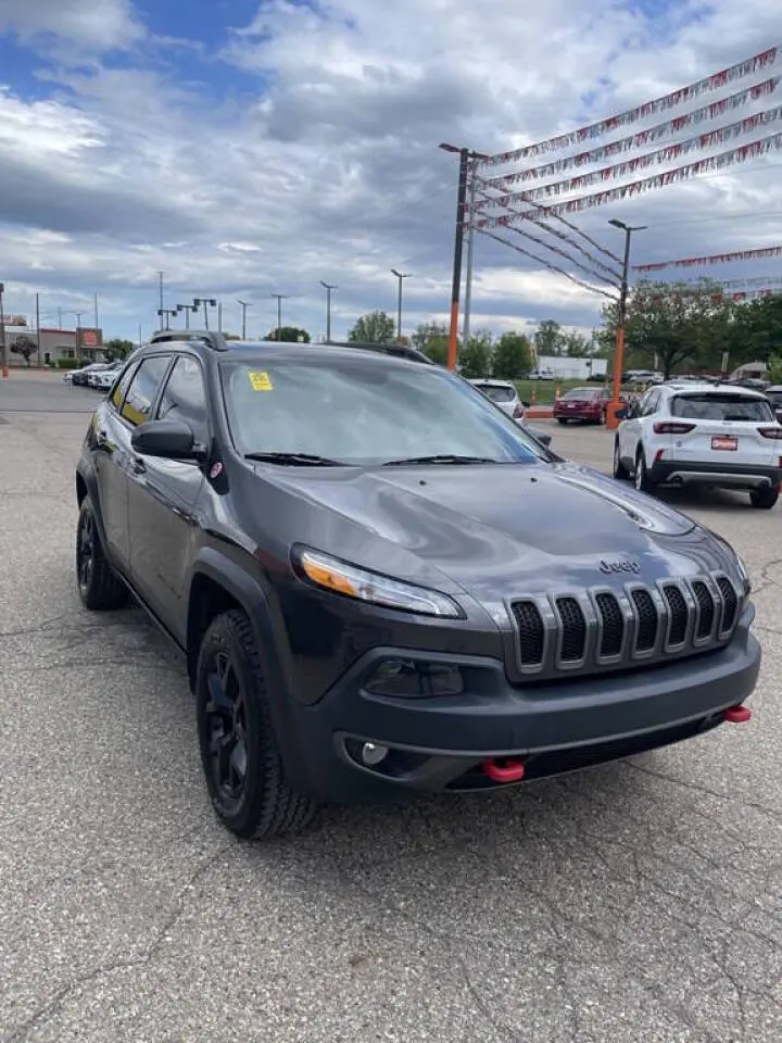 2016 Jeep Cherokee Trailhawk 4x4 photo 5