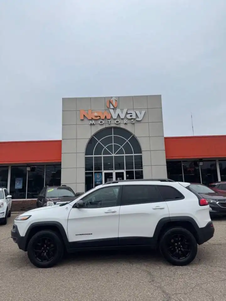 2016 Jeep Cherokee Trailhawk 4x4's photo