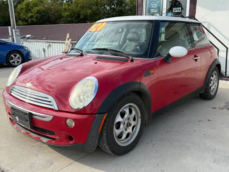 2005 MINI Cooper Base's photo