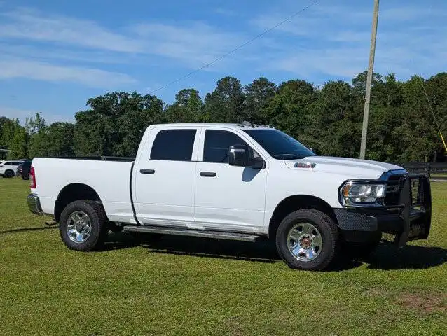 2023 RAM 2500 Tradesman 4X4 Crew Cab SWB's photo