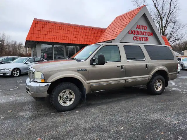 2002 Ford Excursion Limited 6.8L 4X4's photo