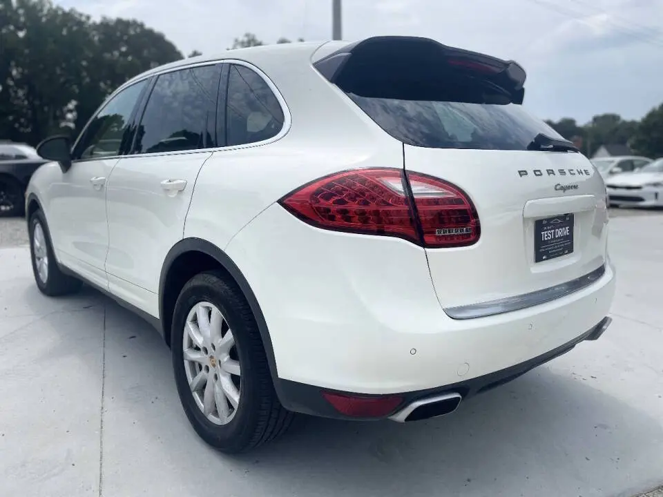 2012 Porsche Cayenne Tiptronic photo 5