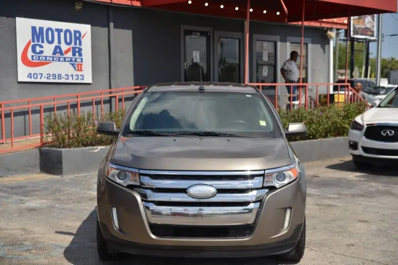 2013 Ford Edge SEL photo 4