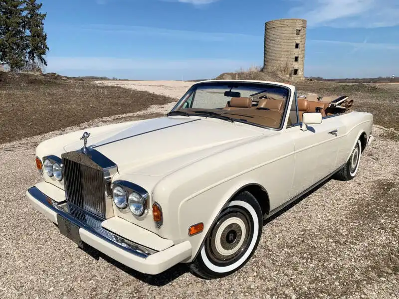 1989 Rolls-Royce Corniche's photo