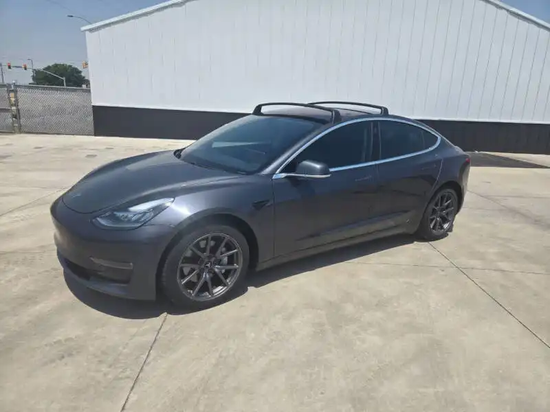2018 Tesla Model 3 Long Range Dual Motor All-Wheel Drive's photo