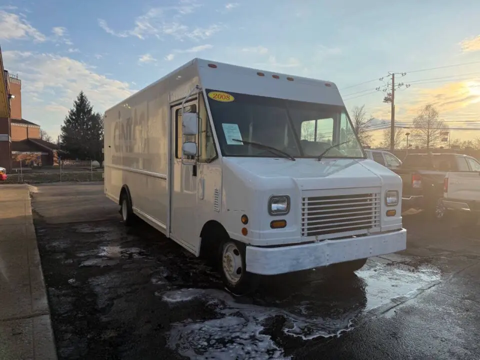 2008 Ford E-Series undefined photo 3