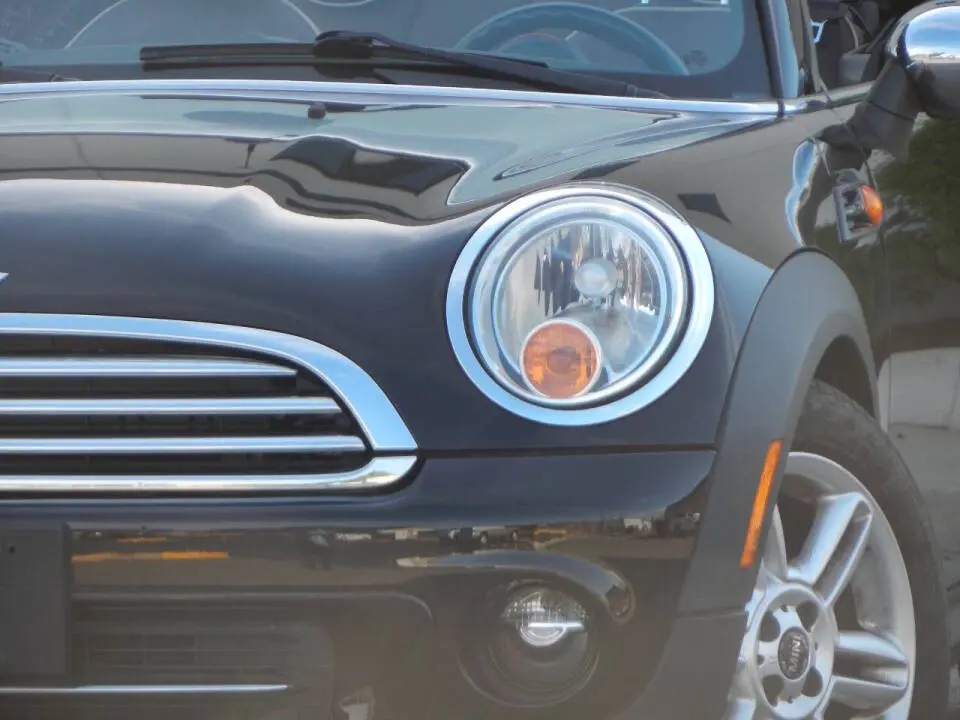 2011 MINI Cooper Base photo 5