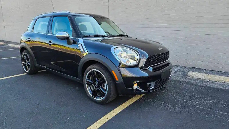 2013 MINI Countryman Countryman S's photo