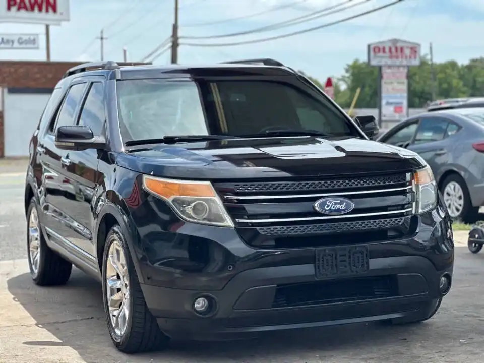 2012 Ford Explorer Limited's photo