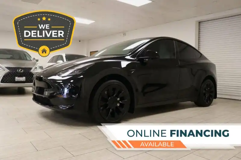 2023 Tesla Model Y Long Range Dual Motor All-Wheel Drive's photo
