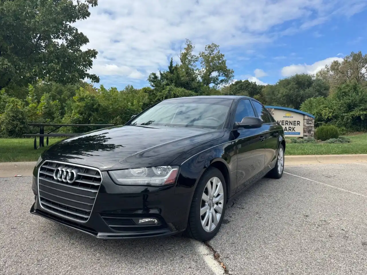 2014 Audi A4 2.0T FWD multitronic Premium's photo