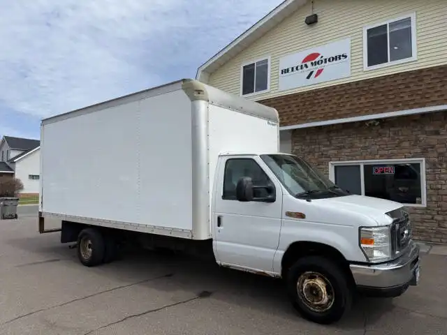 2017 Ford E-Series DRW E-450 Super Duty 176 in WB's photo