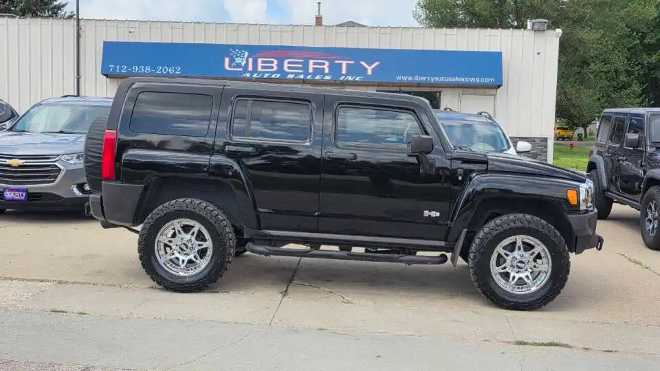 2007 Hummer H3 3.7 SUV's photo