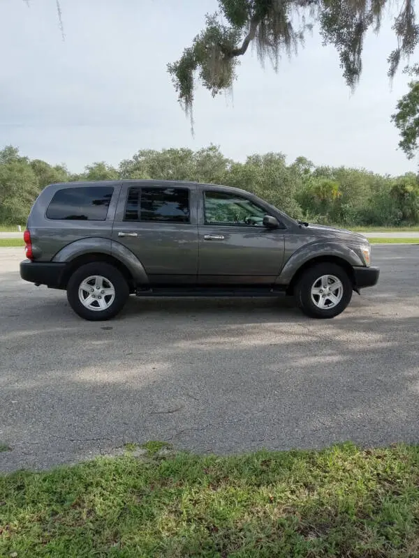 2004 Dodge Durango ST photo 4