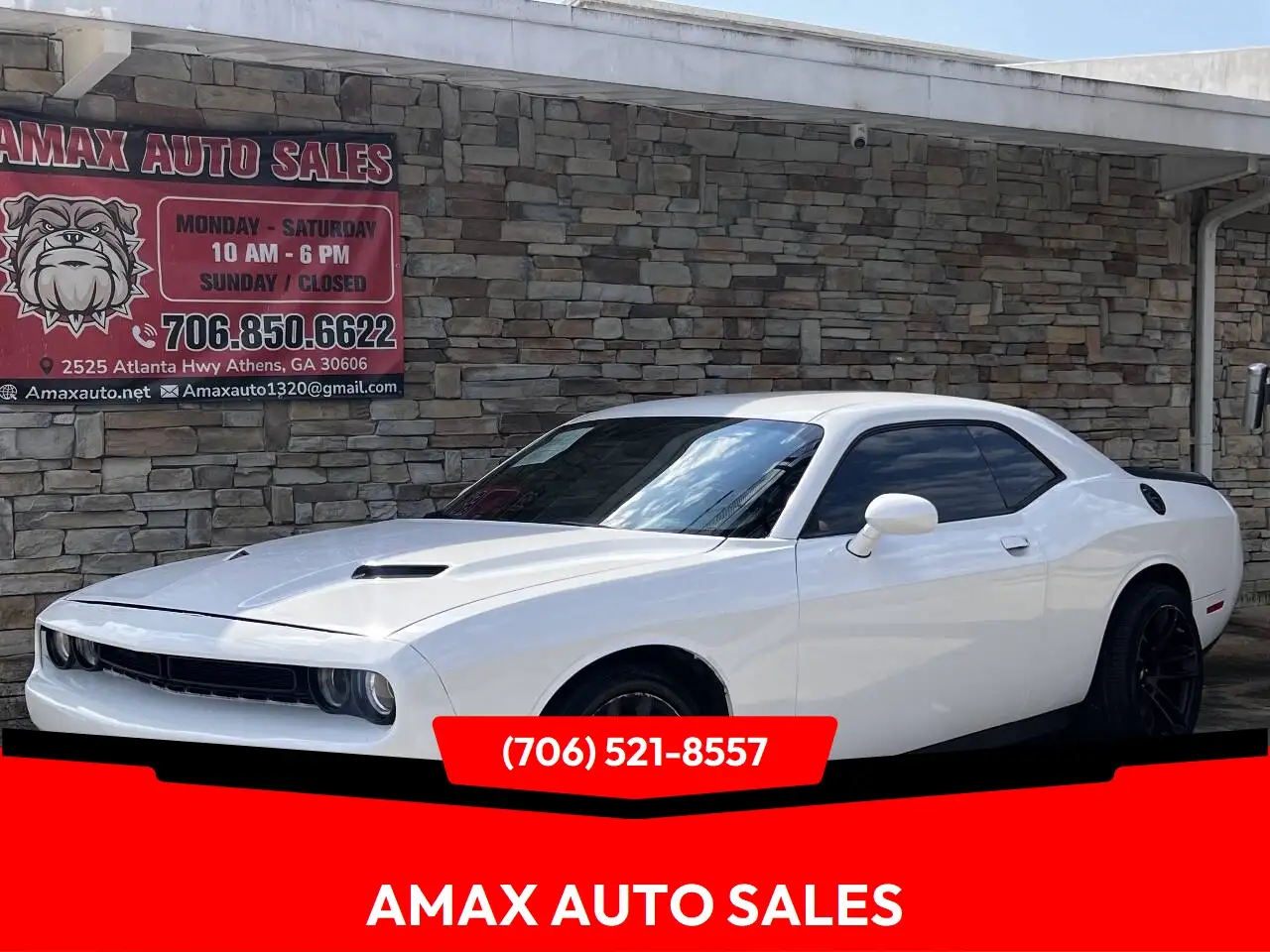 2019 Dodge Challenger SXT Auto's photo