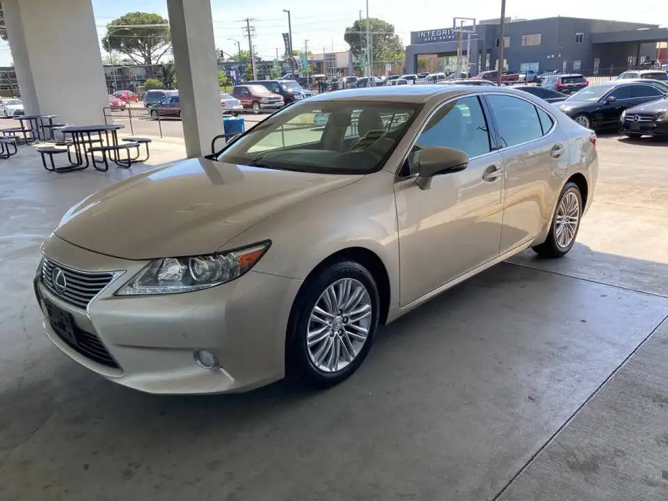 2013 Lexus ES 350 350's photo