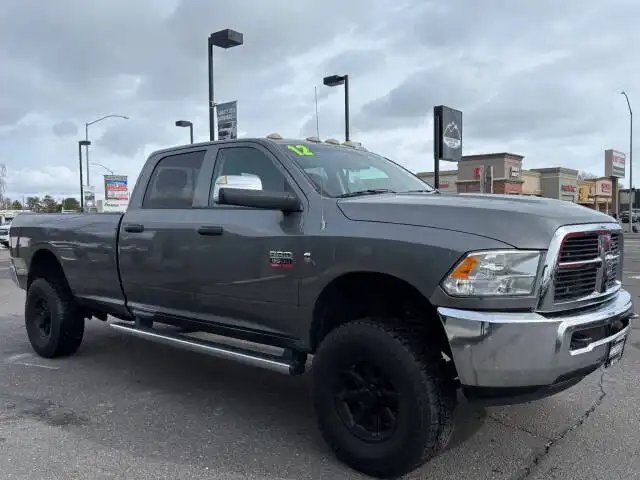 2012 RAM 3500 ST 4X4 Crew Cab LWB DRW's photo
