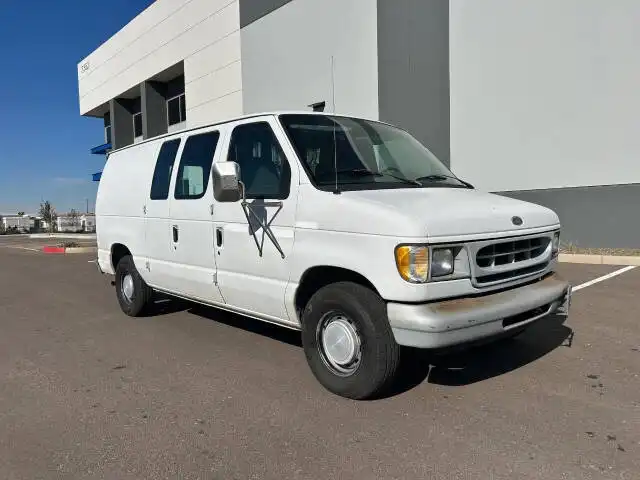1999 Ford E-Series E-150 VAN's photo