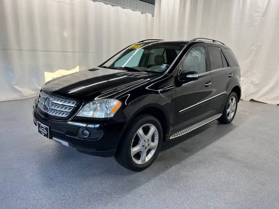 2008 Mercedes-Benz M-Class ML350's photo
