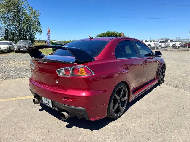 2013 Mitsubishi Lancer Evolution MR photo 4