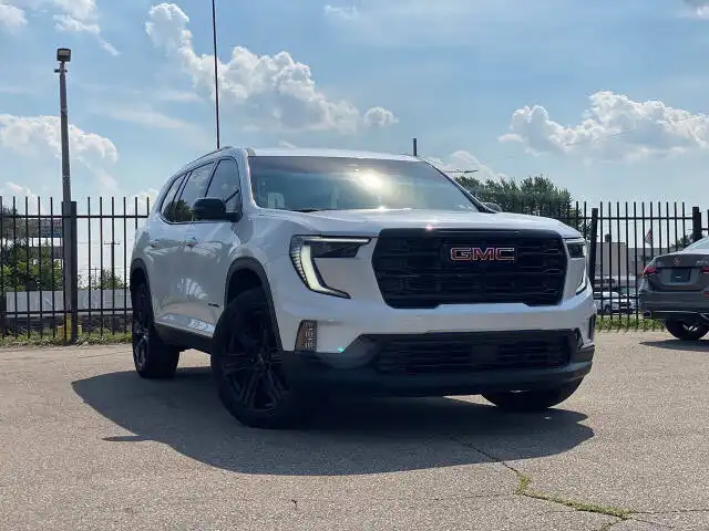 2025 GMC Acadia Elevation AWD's photo