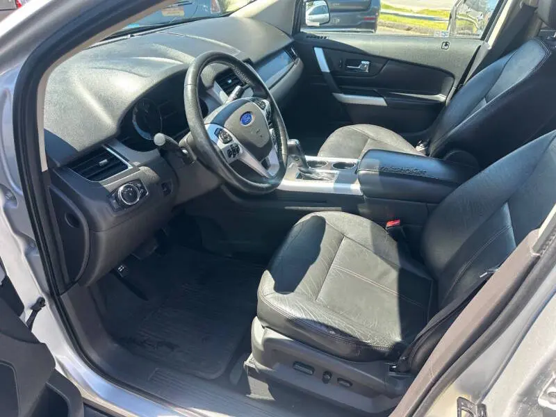2012 Ford Edge SEL photo 4