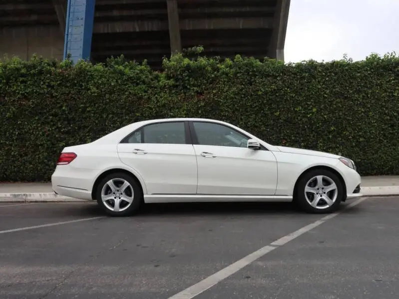 2014 Mercedes-Benz E-Class E350 Sport photo 4