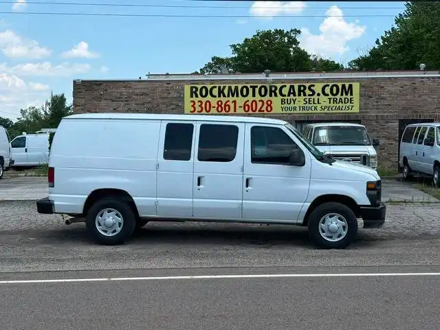 2013 Ford E-Series E-250 Van's photo