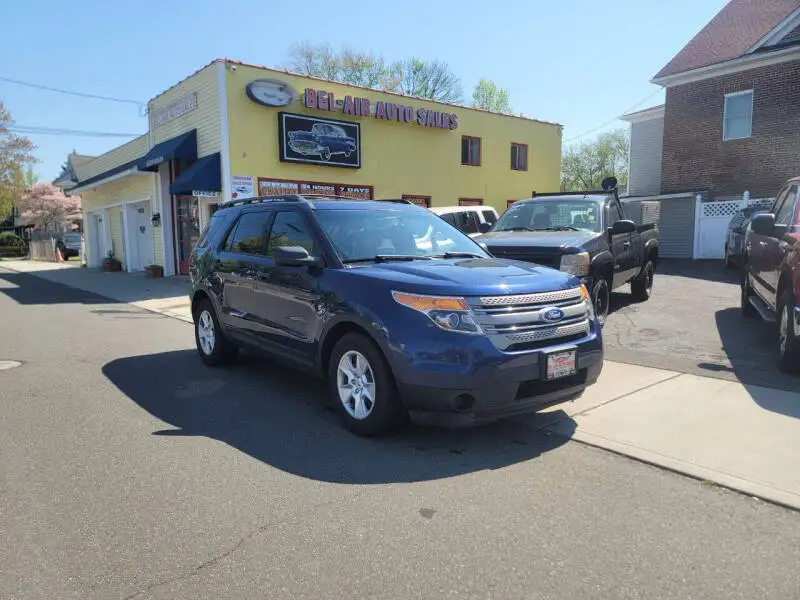 2012 Ford Explorer Base photo 1