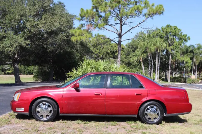 2004 Cadillac DeVille Base photo 4