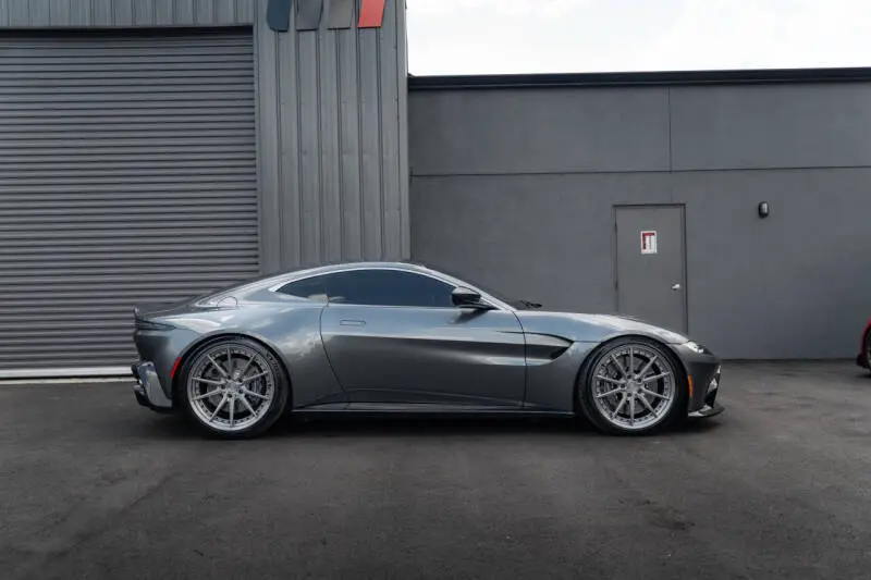 2020 Aston Martin Vantage 4.0 V8 photo 5