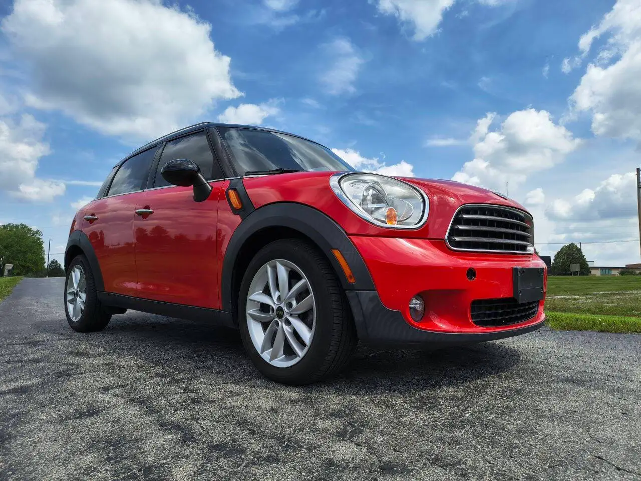 2011 MINI Cooper Countryman photo 1