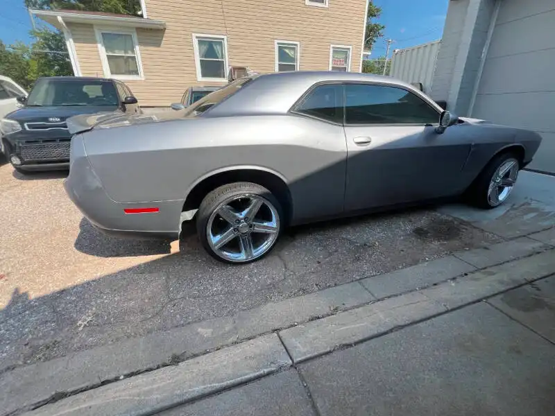 2015 Dodge Challenger SXT Plus's photo