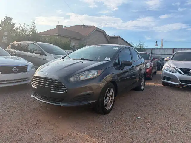 2017 Ford Fiesta SE Sedan's photo