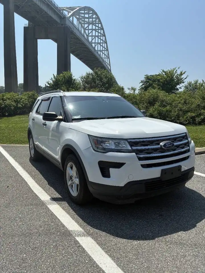 2018 Ford Explorer Base 4WD's photo