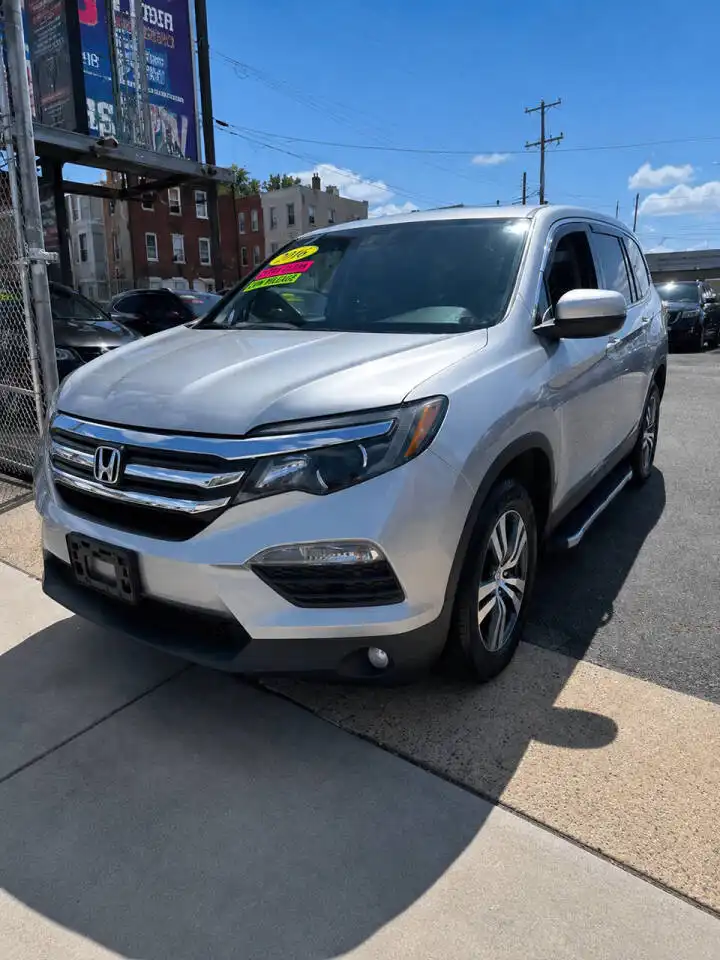 2017 Honda Pilot 4WD EX's photo