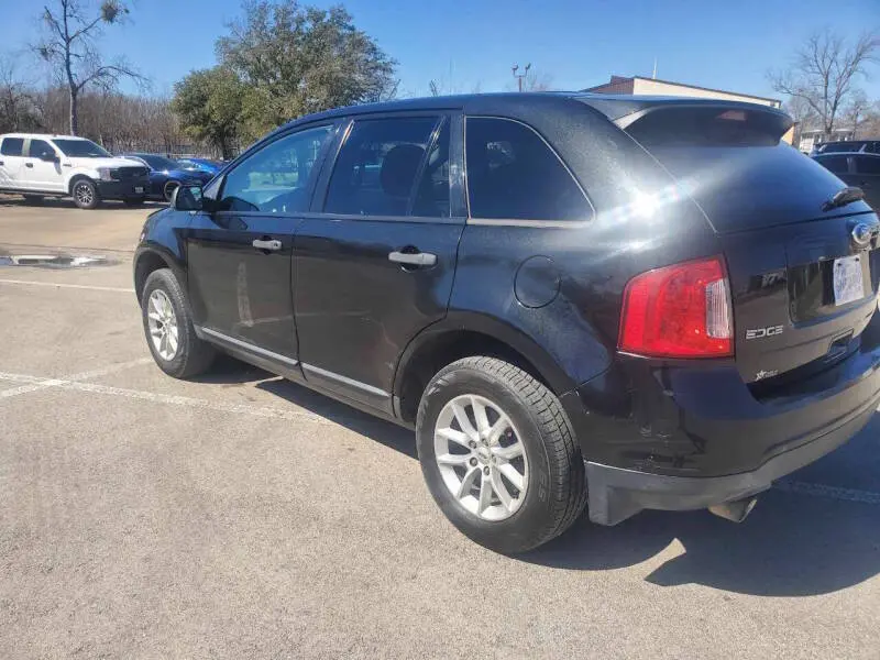2013 Ford Edge SE photo 5