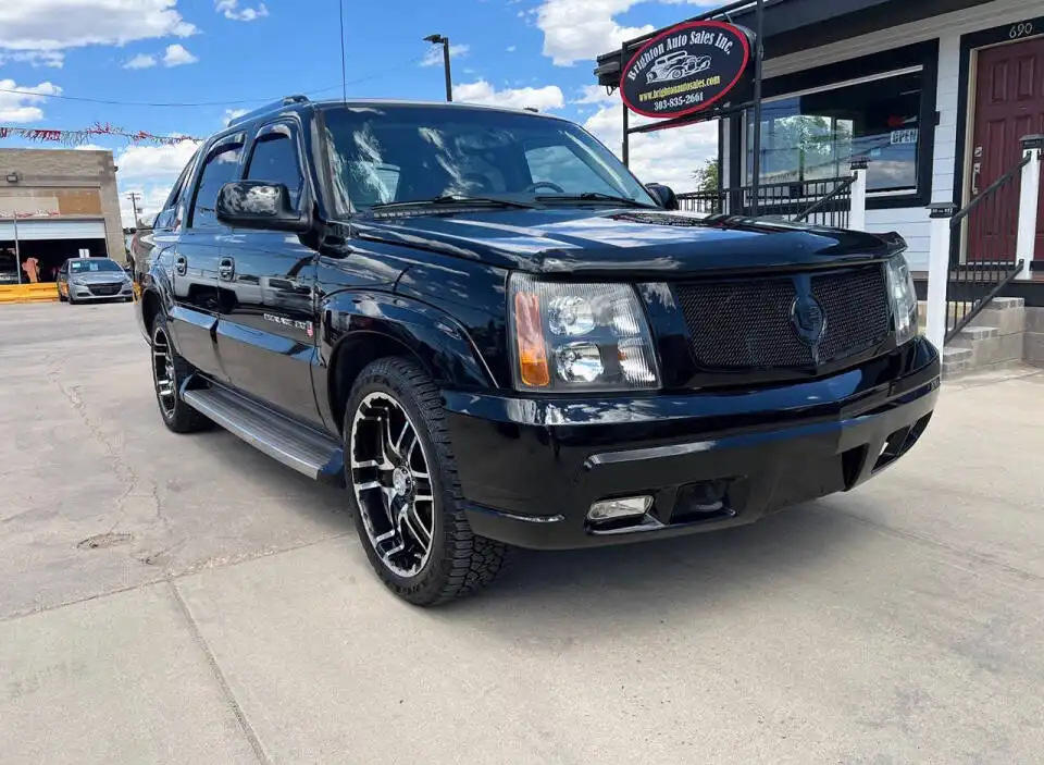 2006 Cadillac Escalade EXT Base's photo