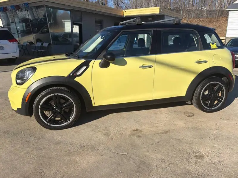 2012 MINI Countryman Countryman S photo 4
