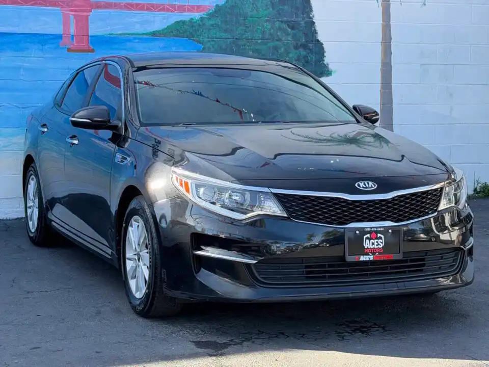 2018 Kia Optima LX AT's photo