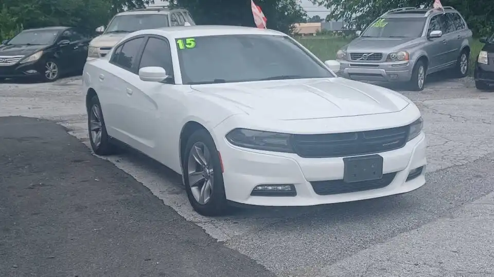2015 Dodge Charger SXT's photo