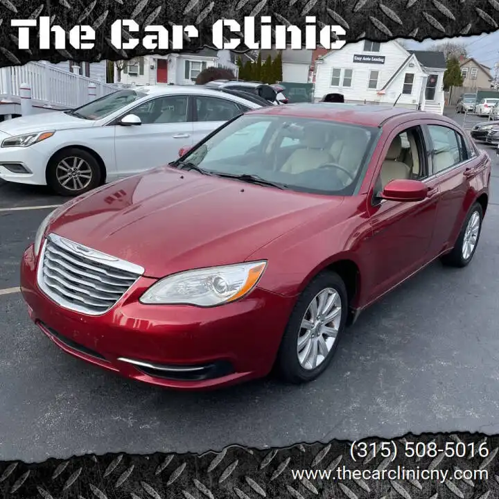 2012 Chrysler 200 Touring's photo