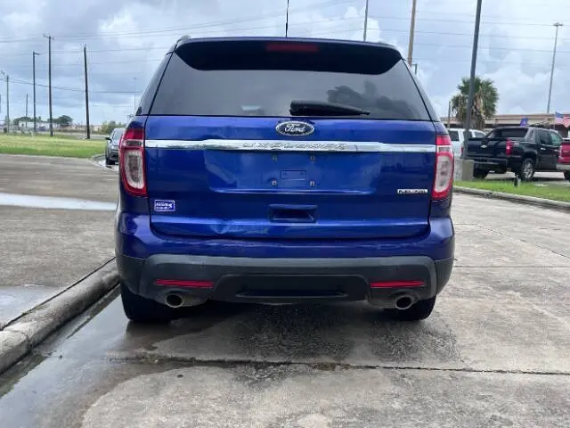 2014 Ford Explorer Base photo 4