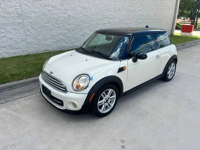 Vehicle Image 1