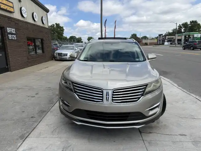 2015 Lincoln MKC FWD's photo