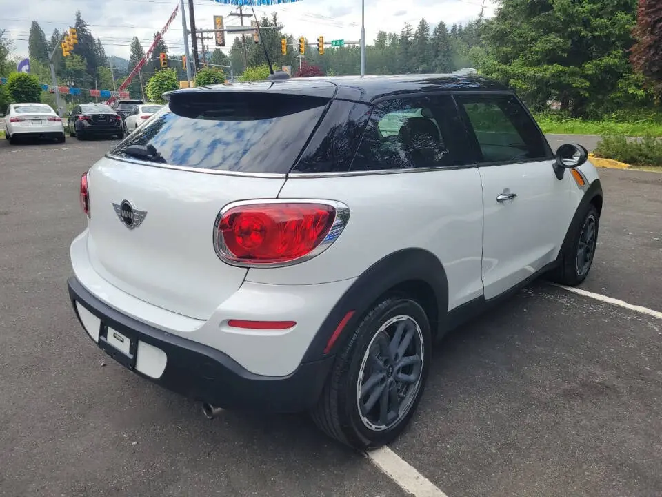 2015 MINI Paceman Base photo 4