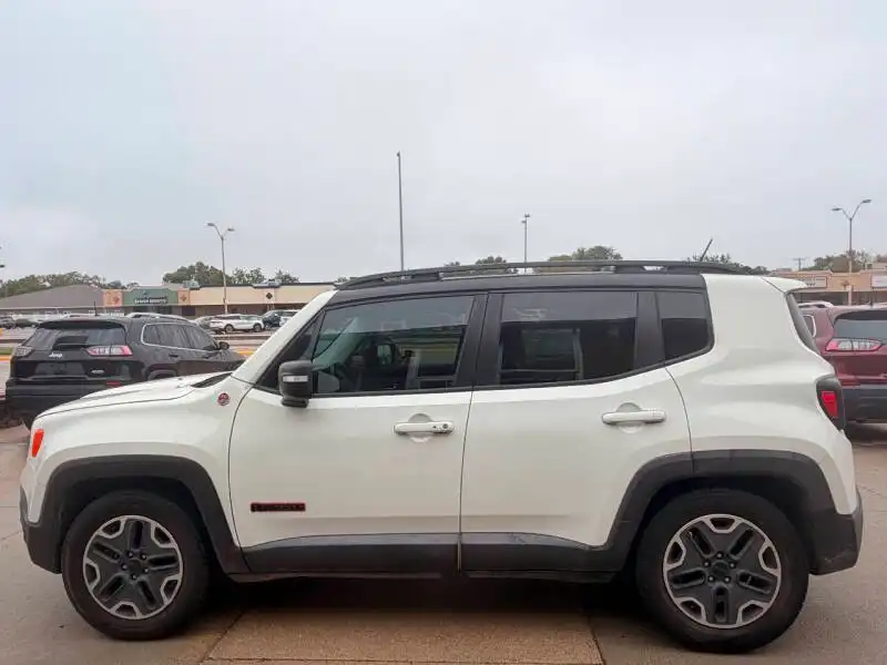 2016 Jeep Renegade Trailhawk 4WD's photo