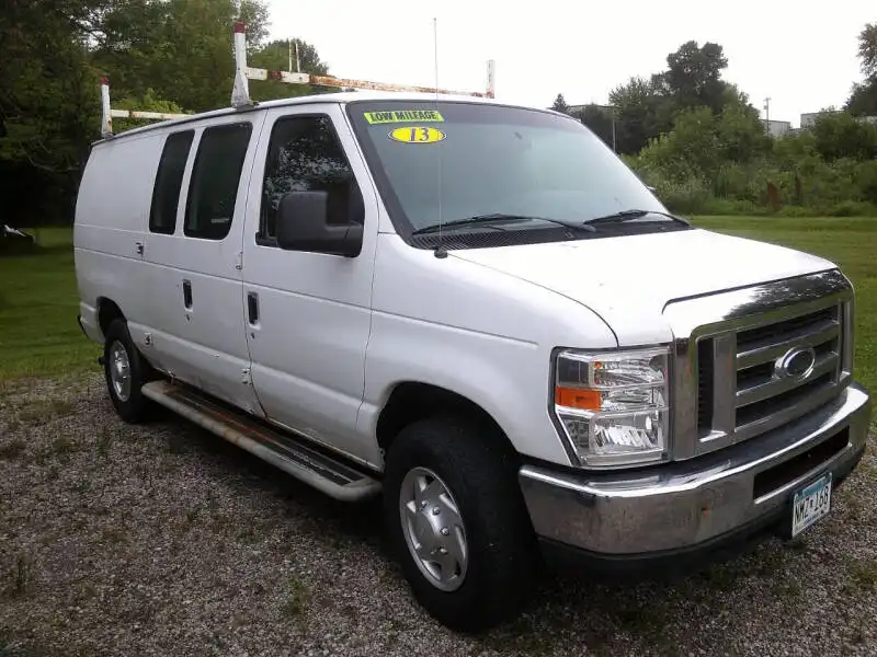 2013 Ford E-Series E-250 Van's photo
