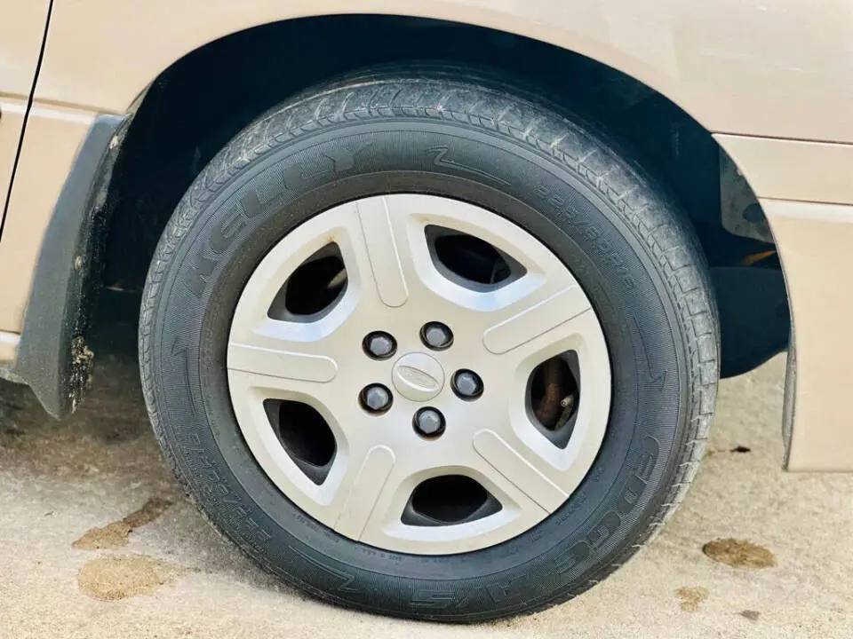 2006 Ford Freestar SE photo 4