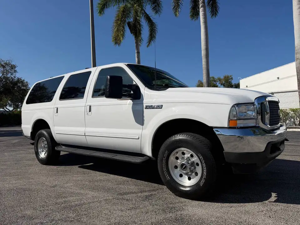 2000 Ford Excursion XLT 4X4 photo 1